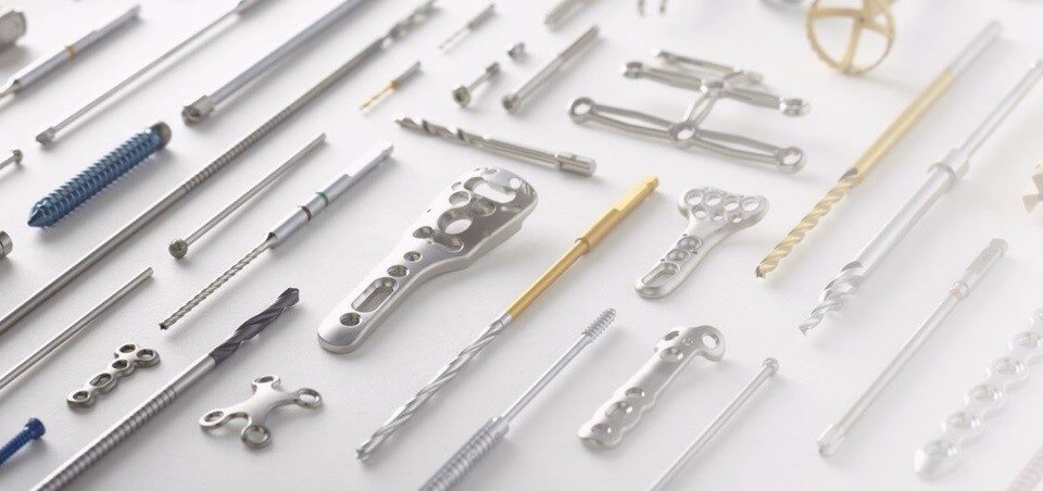 What kind of screws do they use in bones?